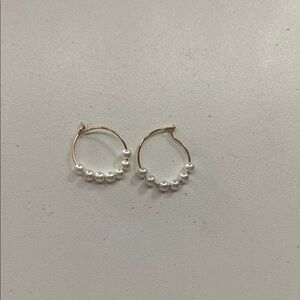 Elegant Gold and Pearl Hoop Earrings